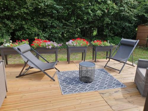 Studio de charme indépendant avec terrasse (Studio de charme independant avec terrasse) in Ducey