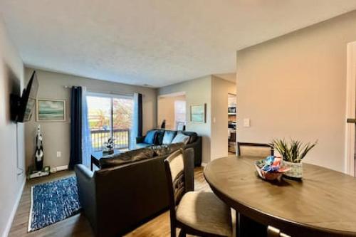 Newly Remodeled Apt Middletown, Ohio FREE Laundry in Middletown, USA