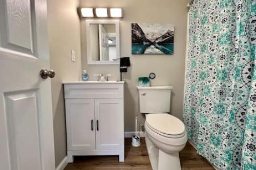 Sharp Spacious Middletown Apartment Free Laundry in Middletown, USA