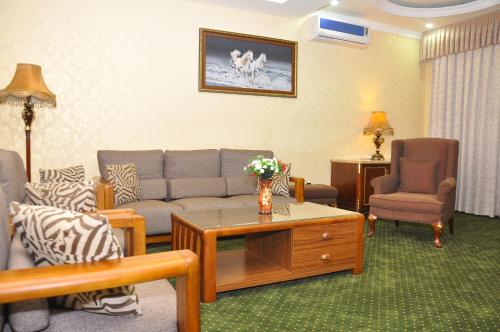 Bogishamol Hotel