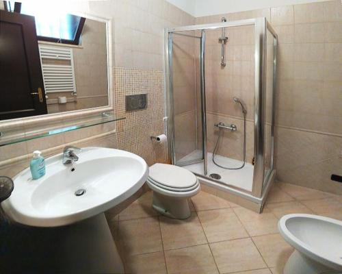 Triple Room with Private Bathroom