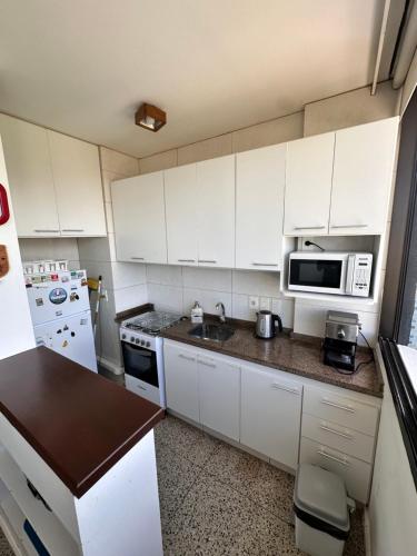 Apartamento en Edificio Uruguay (Punta del Este)