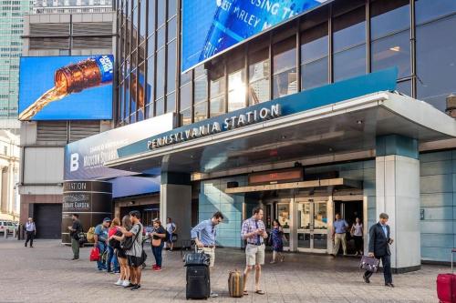 9mins to EWR Airport + Discount Heaven & Sleeps 6!