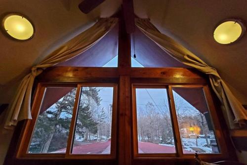 White Lotus Suite in Stanardsville, USA