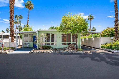 Palm Spring Mid-century Home! in Palm Springs, USA