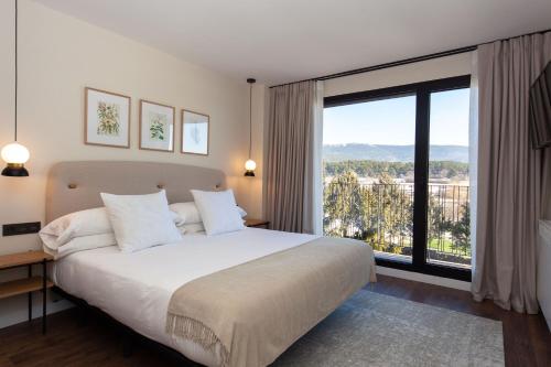 Duruelo Mountain Suites in Duruelo De La Sierra