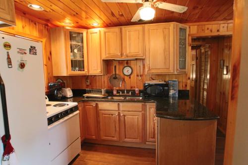 virtuve, Camp Overlook - Big Moose Lake, NY in Big Moose (NY)
