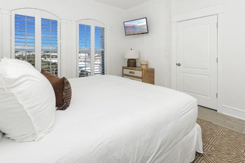 B402 Sunset Beach Villa - image 3