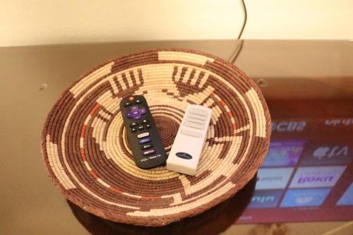 Cowboy Den-Hot Tub-Game Room-Pet Friendly-No Pet Fees!