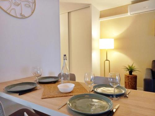 Facilities, Port Frejus - Tout a pied - WIFI - Clim near Garden Ice Cafe
