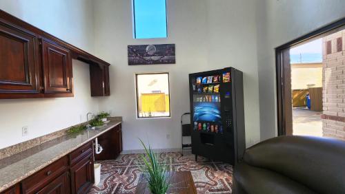 Scottish Inn & Suites Sam Houston Parkway