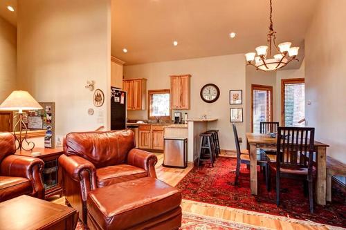 Four Pines Retreat in Breckenridge, USA
