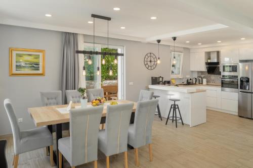 Villa Luka in Veliko Brdo