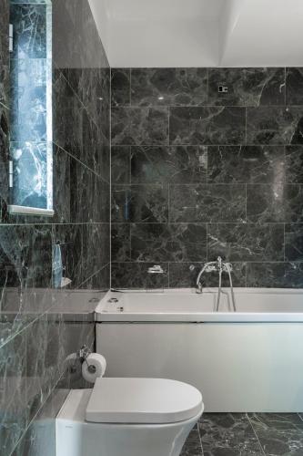 Art Suites Athens - image 8