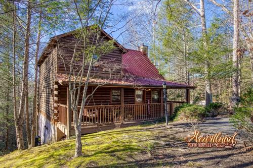 Mountain Memories Is A Perfect Mountain Getaway For A Family Or Couples Retreat! image