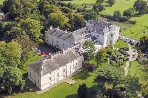 Owston Hall Hotel - image 11