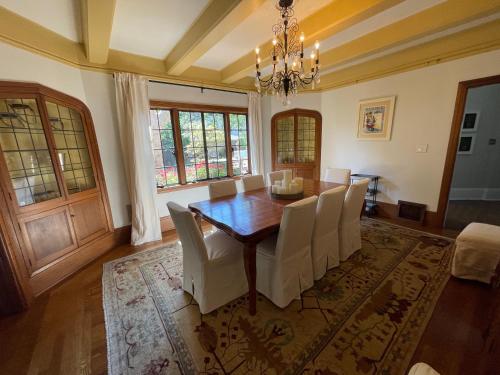 Timeless Tudor w/ Game Room, Pool Table & Hot Tub Timeless Tudor w/ Game Room, Pool Table & Hot Tub