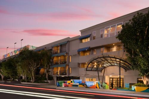 Le Parc at Melrose, Los Angeles