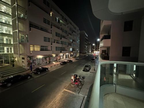 Fancy Partition Room Near Mashreq Metro / SZ Road - image 5