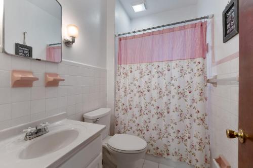 Cute 2 Bedroom Condo in a Great Location in Wildwood, USA