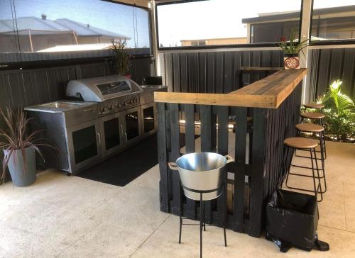 Létesítmények, Lagoon Drive Yanchep in Yanchep