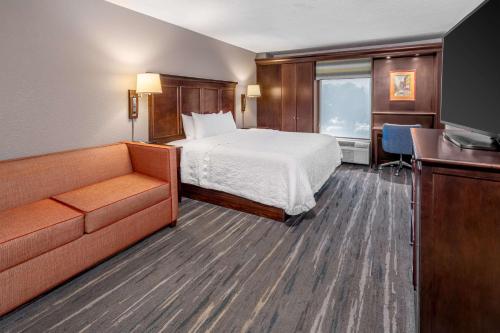 Hampton Inn Nashville / Vanderbilt - image 11