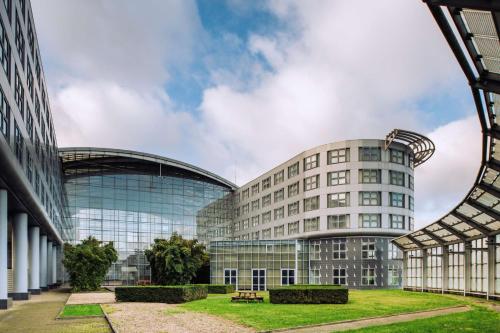 The Atrium Hotel & Conference Centre Paris CDG Airport, by Penta