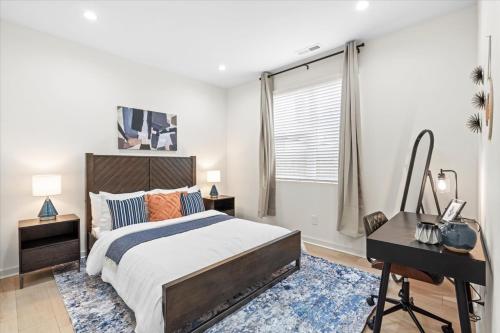 Elegant 3BR3.5BA Modern Charlotte Townhouse - Plaza Midwood, NC