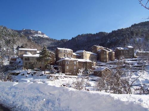 Apkārtne, E Pezzole in Saliceto