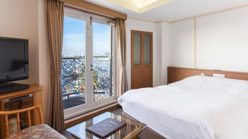 room detail thumbnail 1