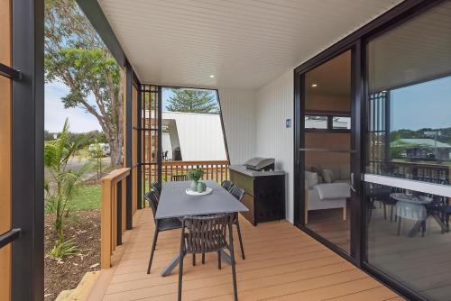 Erkély/terasz, Reflections Holiday Parks Hawks Nest in Hawks Nest