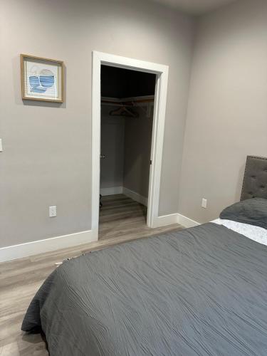 PRIVATE ROOM IN NEW APPARTMENT WITH FULL BATH in Los Angeles, USA