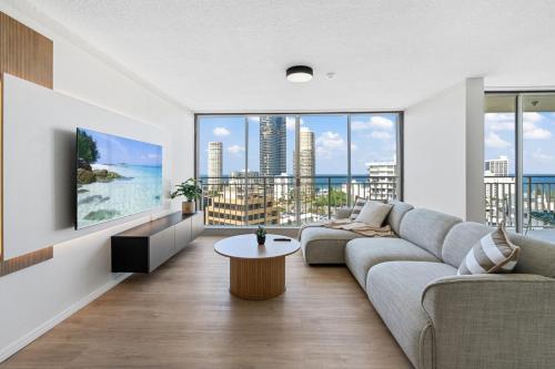 The Seaview - Fully Renovated 4BEDS with Parking, Netflix and Pool