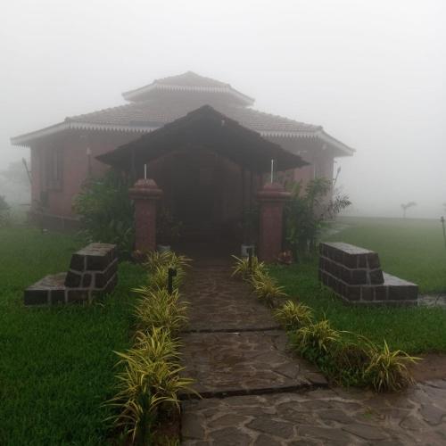 Umbartha Resort Naneghat