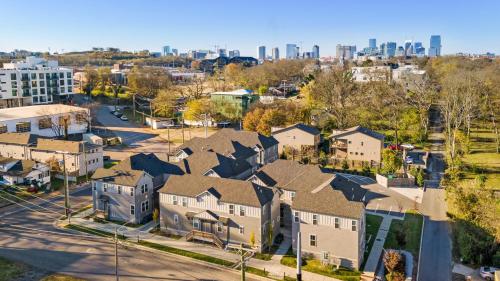 Hart Suite 8 by AvantStay Gorgeous Town House w Modern Amenities in Nashville