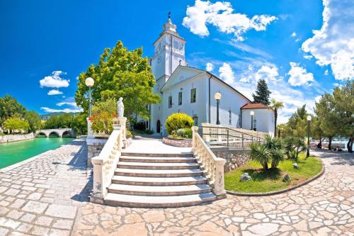 設施, Pool House Edita - Happy Rentals in 巴里比