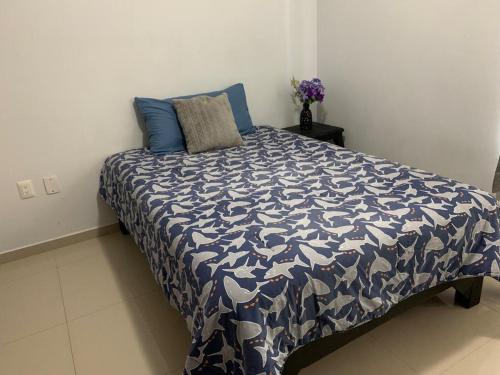 Habitación comoda cerca de Technology Park, CUCBA, Deportivo Aga. in La Venta del Astillero, Mexico