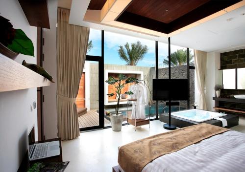 泳池, 清水漾 (H Villa Inn) in 台南市