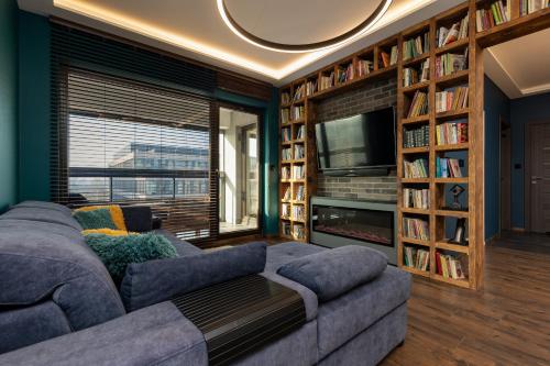 Emerald Residence Warsaw with Parking by Noclegi Renters, Varsavia