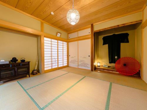 130平米 和モダン邸宅 非日常を愉しむ 最大20名宿泊可 iine