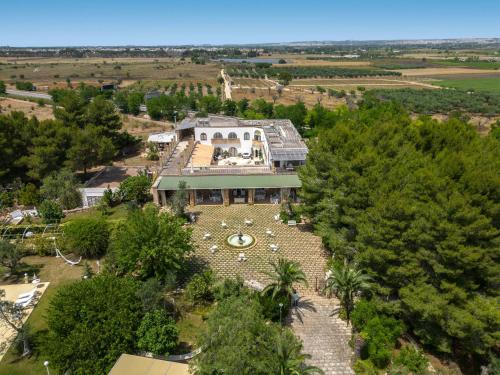 Masseria Cucuruzza Hotel - image 10