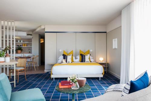 Home Suite Hotels Sea Point - main image