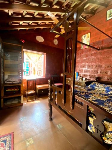 Moradia dos Quadros in Divar