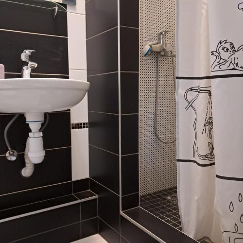 Apartment on Tytova 8 - image 2
