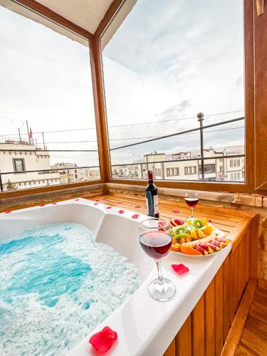 Tantan Cappadocia House Room Type - King Suite with Spa Bath