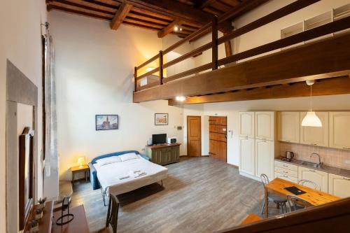 Apartments close to Duomo - image 4