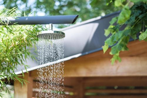 Zuhanyzó, Le Logis des Prés Verts Villa avec Jacuzzi Privatif (Le Logis des Pres Verts Villa avec Jacuzzi Privatif) in Jouey