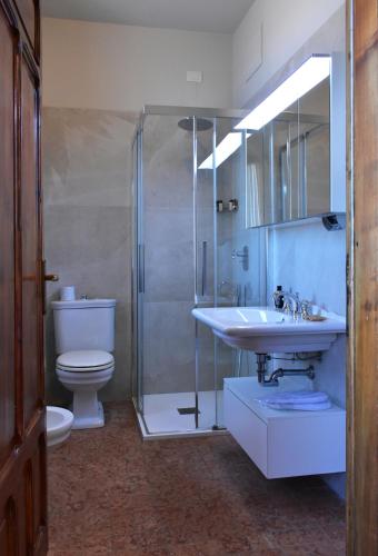 Triple Room image 7