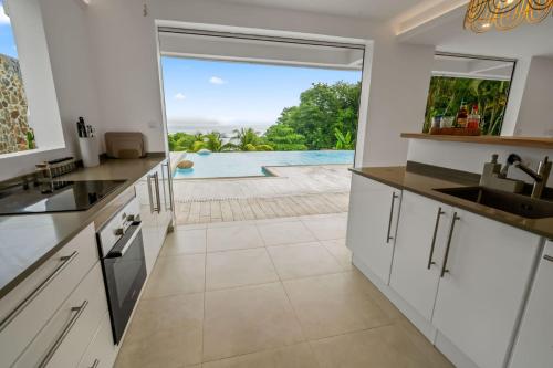 Instalaciones, Villa Alexina in Le Robert