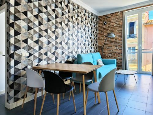 Flats Friends Torres Quart - image 4